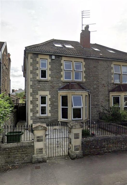 4 bed semidetached house to rent in Shrubbery Road, Downend, Bristol
