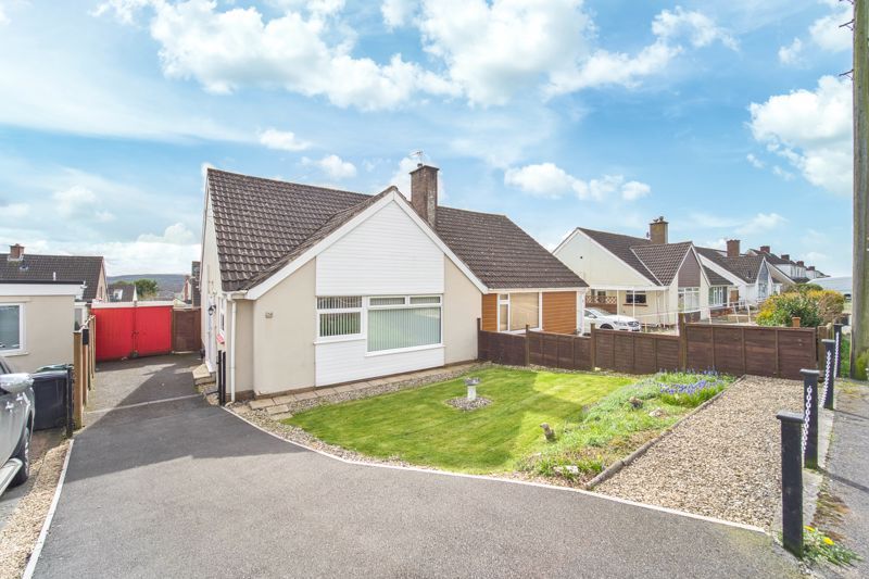 2 bed semidetached bungalow for sale in Pilgrims Way, Worle, Weston