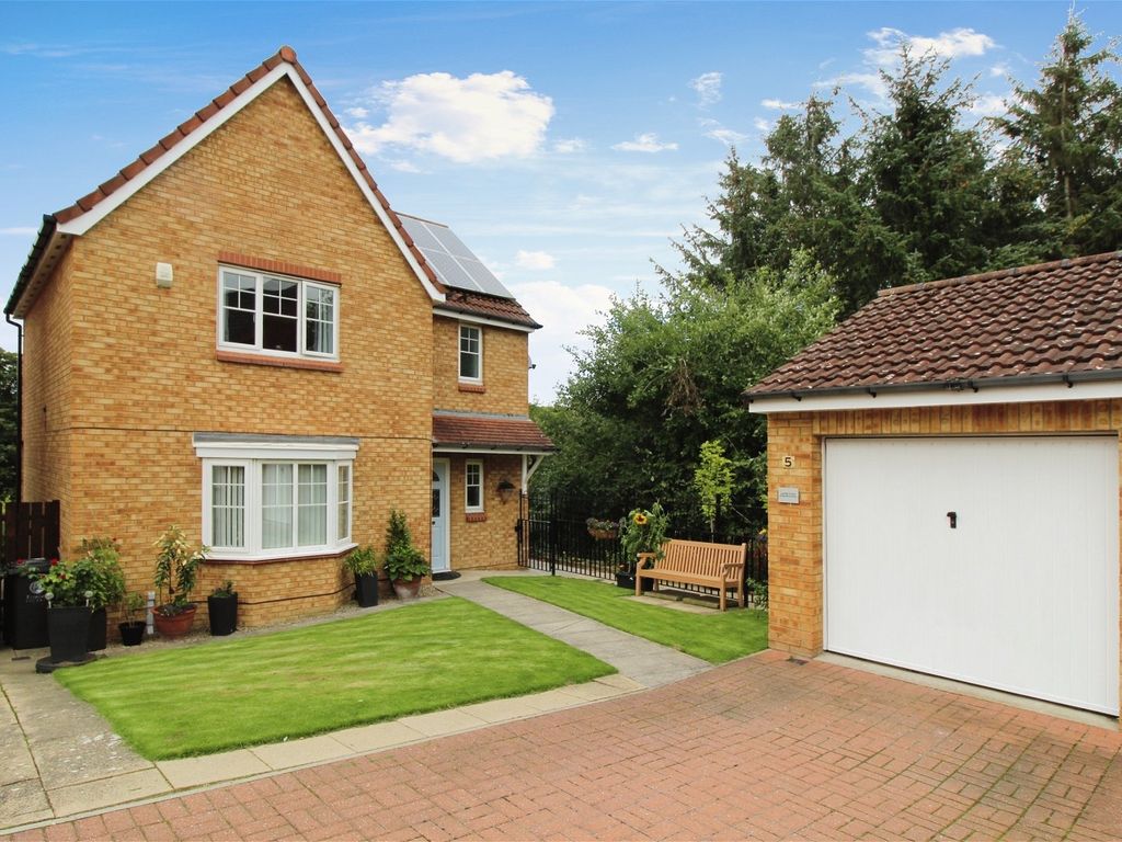 3 bed detached house for sale in Victoria Grove, Prudhoe NE42, £230,000