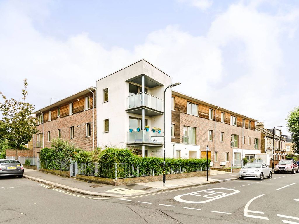 New home, 1 bed semidetached house for sale in Beaumont Road, London