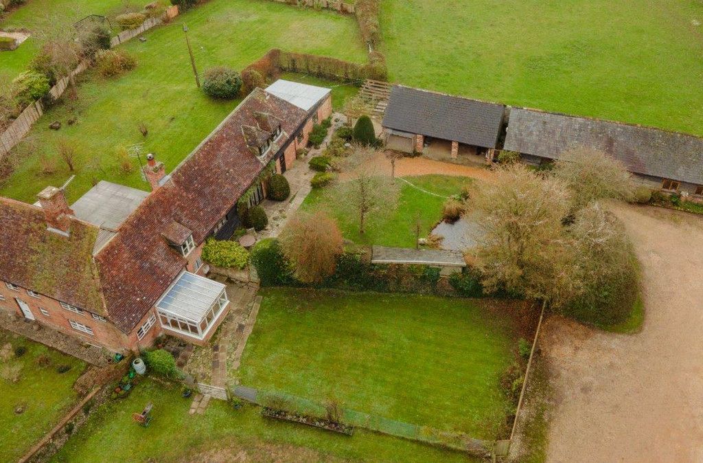 7 bed property for sale in Segars Lane Twyford Winchester, Hampshire