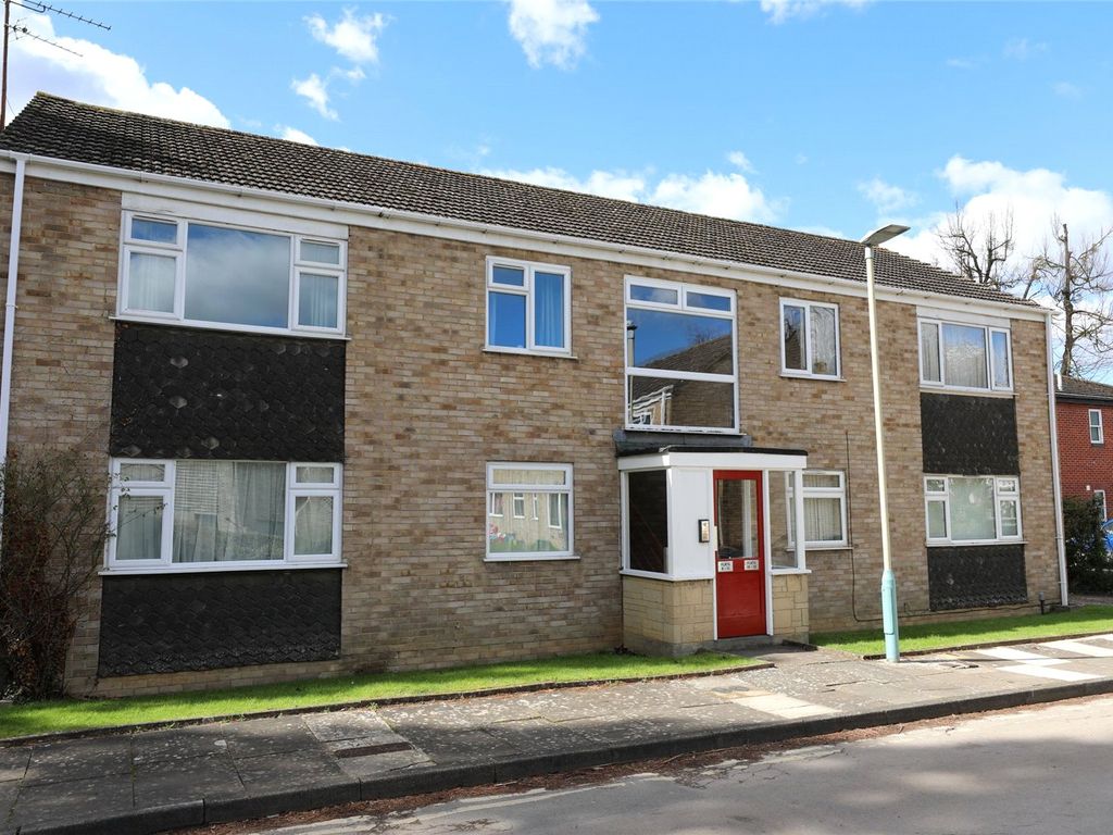 2 bed flat for sale in Lansdown Castle Drive, Cheltenham