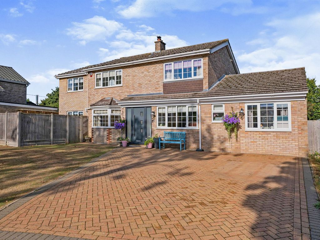 5 bed detached house for sale in Orchard Close, Hail Weston, St. Neots PE19 Zoopla