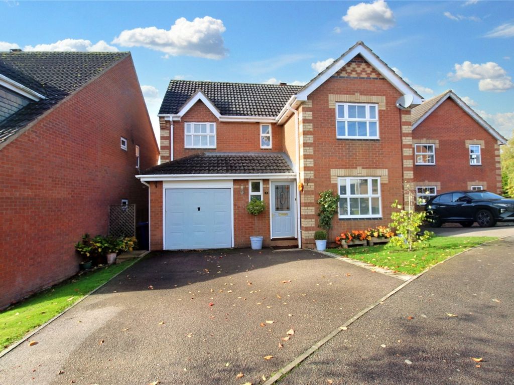 Rose Drive Brackley NN13  