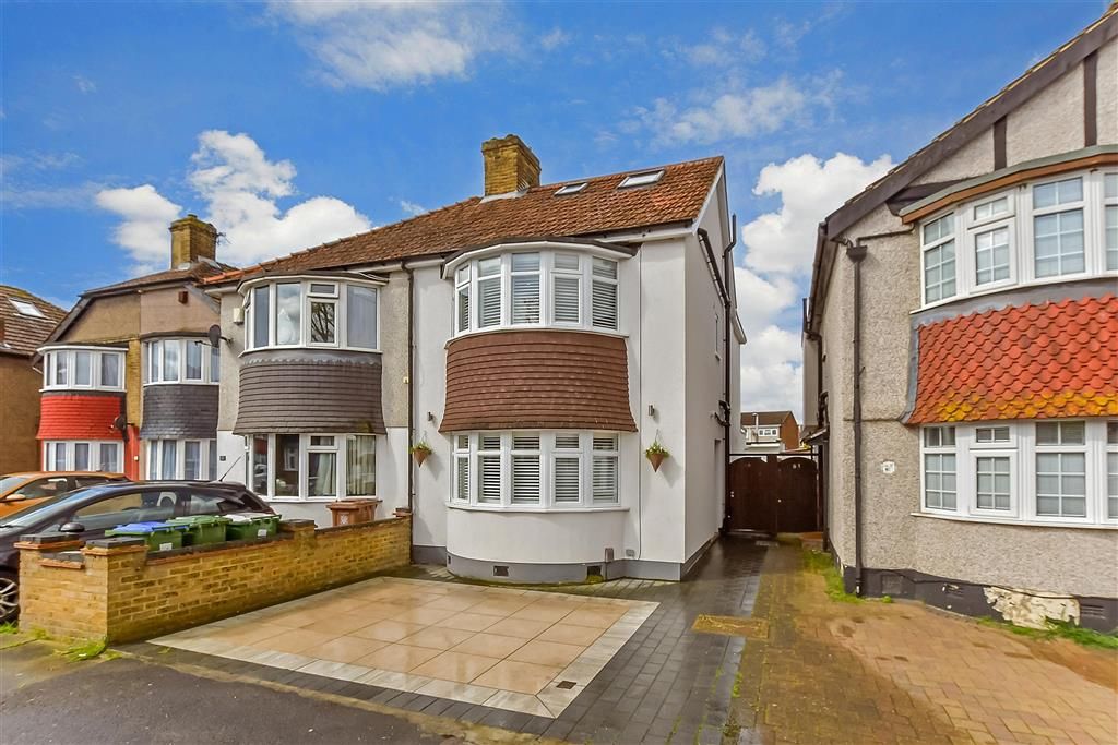 4 bed semidetached house for sale in Lyme Road, Welling, Kent DA16, £