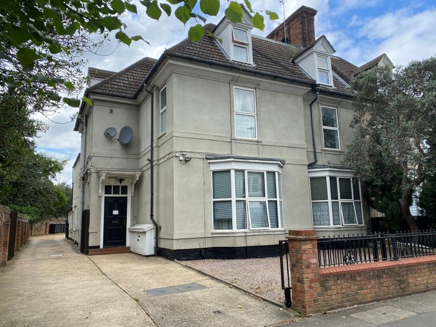 1 bed flat for sale in Flat 5, 105 Park Road, Peterborough