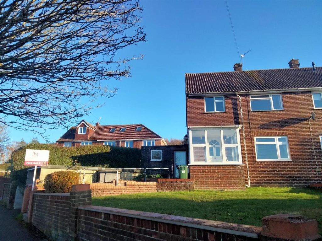 3 bed property for sale in Underwood Road, Eastleigh SO50