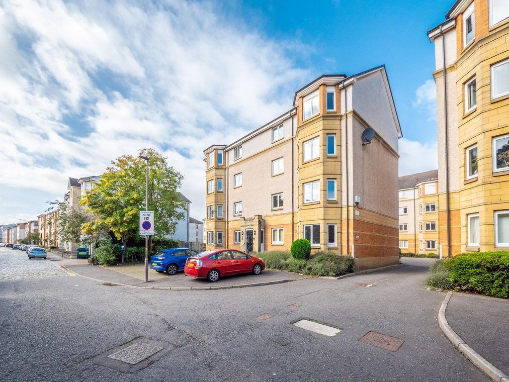 2 bed flat for sale in 1/5 Duff Road, Edinburgh EH11, £225,000 Zoopla