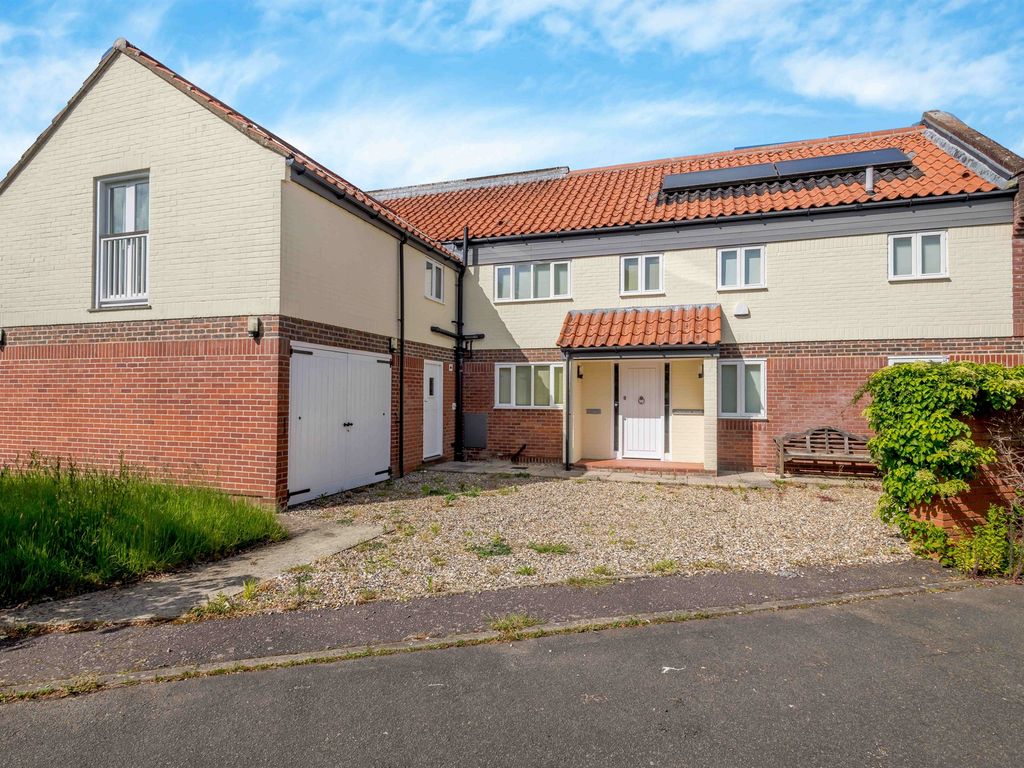 3 bed detached house for sale in Old Brewery Lane, Reepham, Norwich