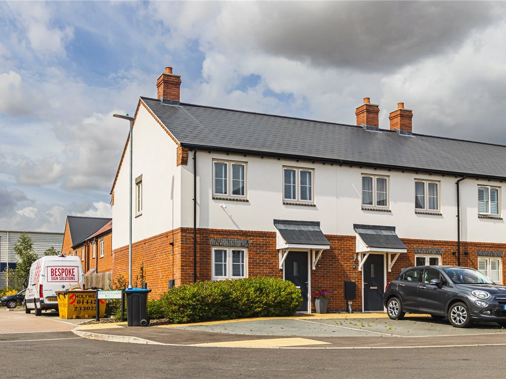 Horseshoe Close Hemel Hempstead Hertfordshire HP1  