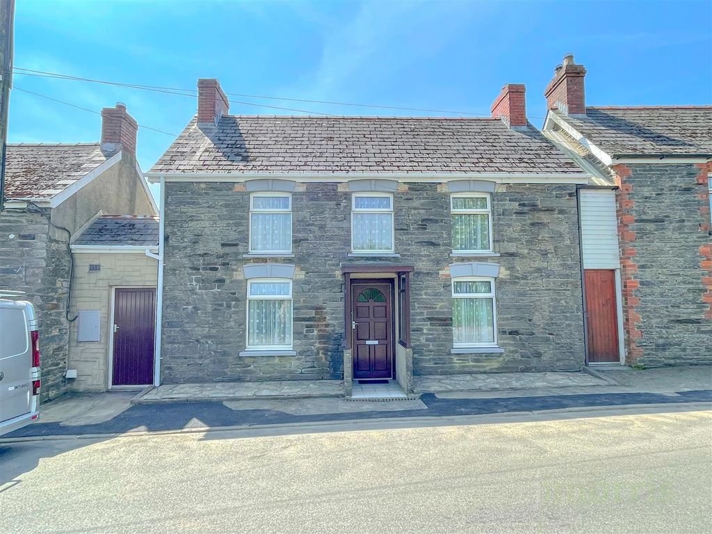 3 bed terraced house for sale in Hermon, Glogue SA36 Zoopla