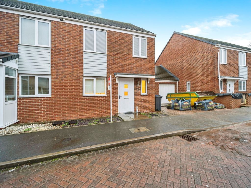 3 bed semidetached house for sale in Perry Place, West Bromwich B70, £