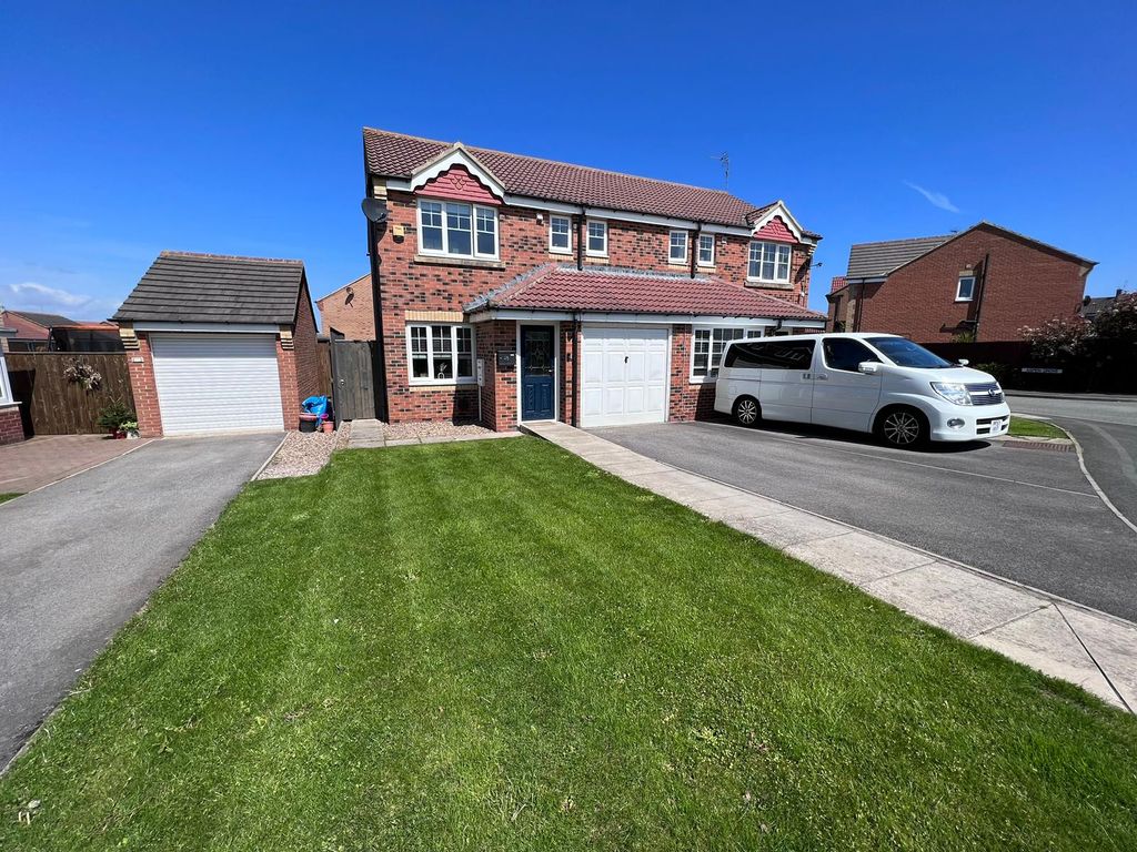 3 bed semidetached house for sale in Almond Way, Seaham SR7 Zoopla