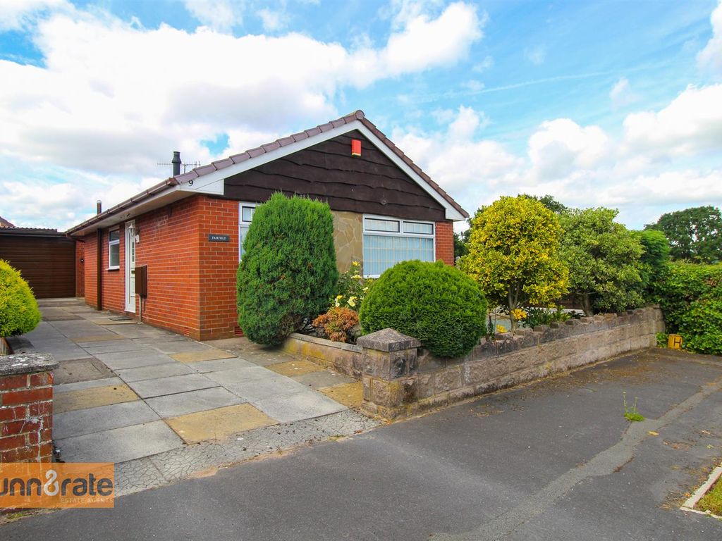 2 bed detached bungalow for sale in Weybourne Avenue, Baddeley Green