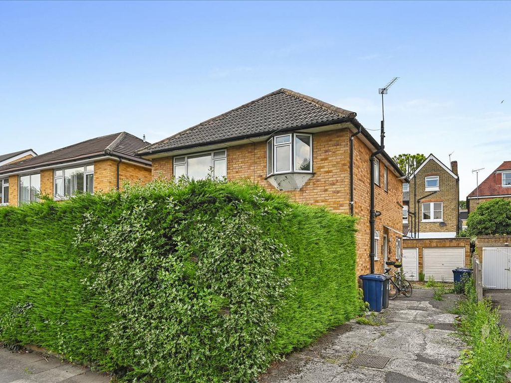 2 bed flat for sale in ster Gardens, Ealing, London W5, £525,000