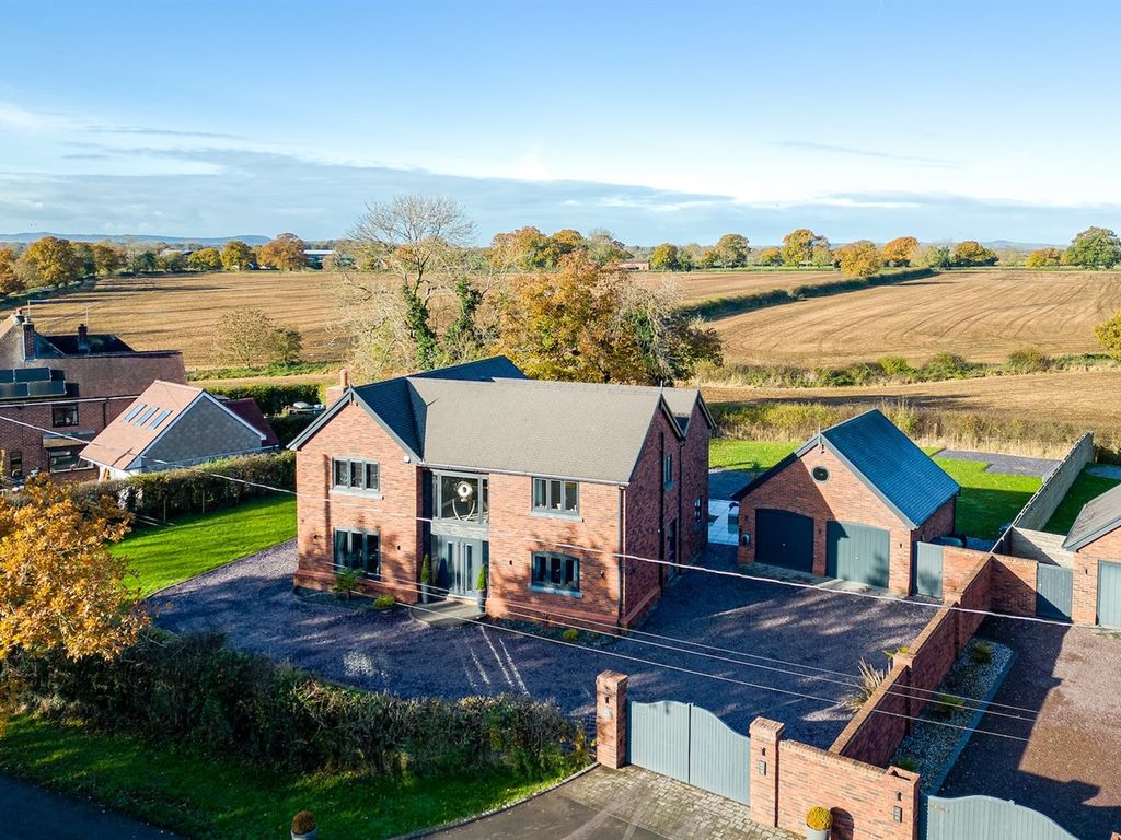 New home, 5 bed detached house for sale in Church Road, Aston Juxta