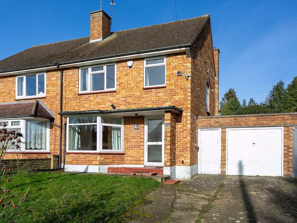 3 bed semidetached house to rent in Mallard Way, Watford, Hertfordshire WD25, £1,850 pcm Zoopla