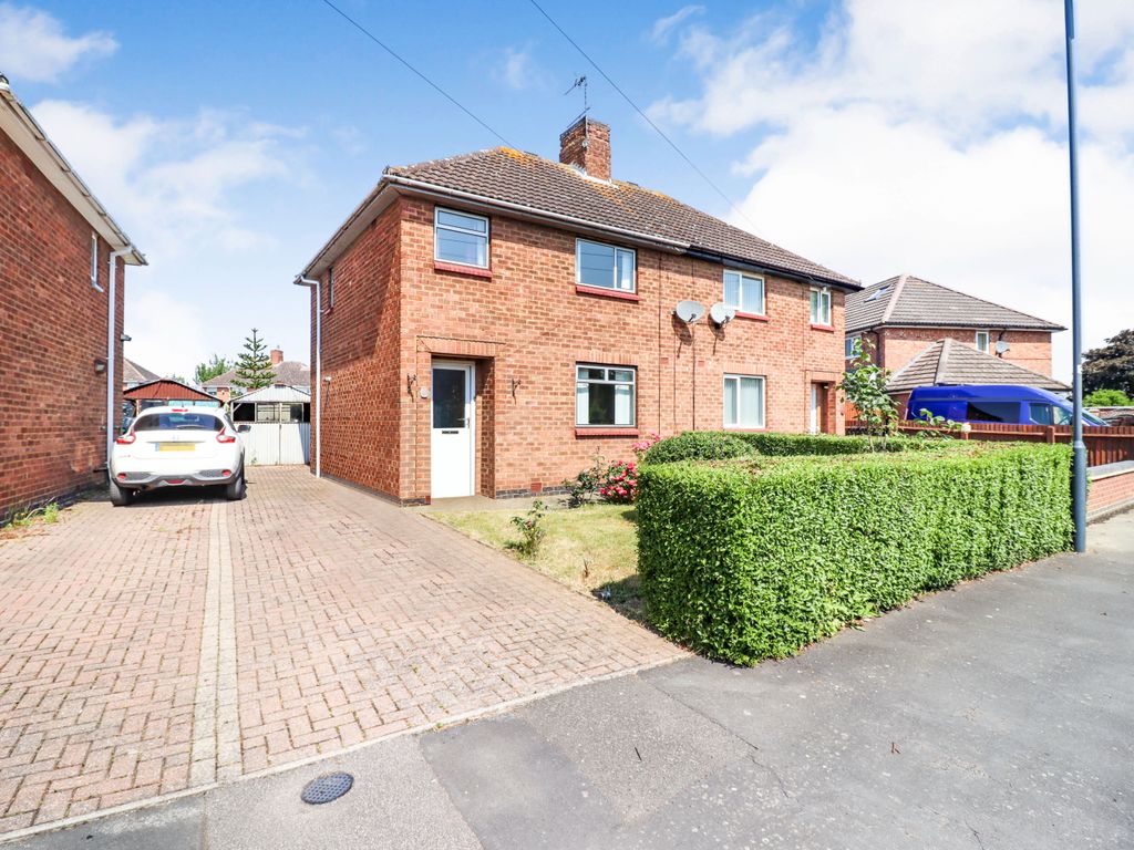 3 bed semidetached house for sale in Bucknill Crescent, Hillmorton