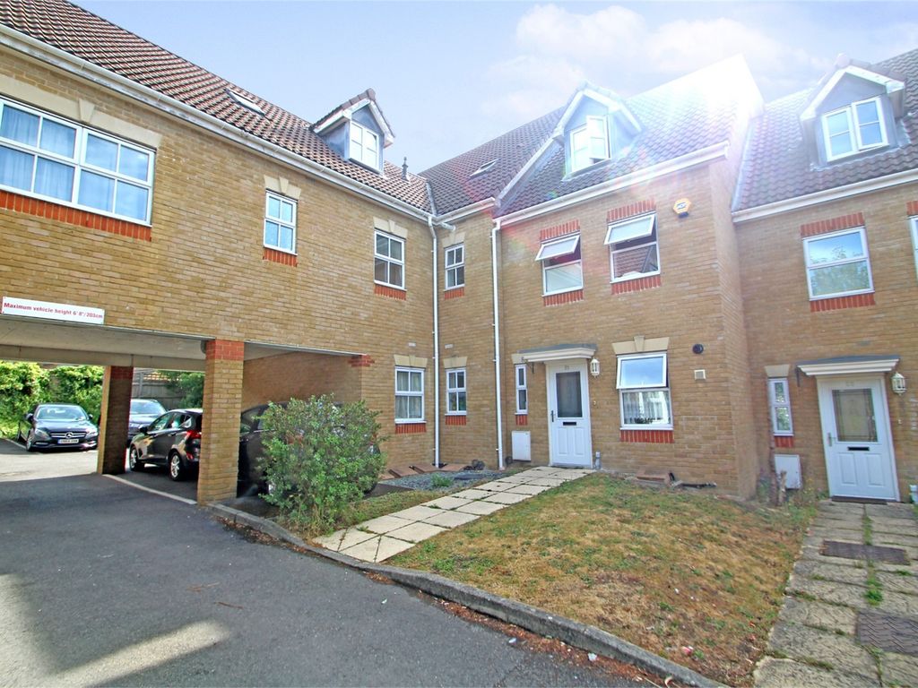 Arklay Close, Uxbridge, Middlesex UB8  