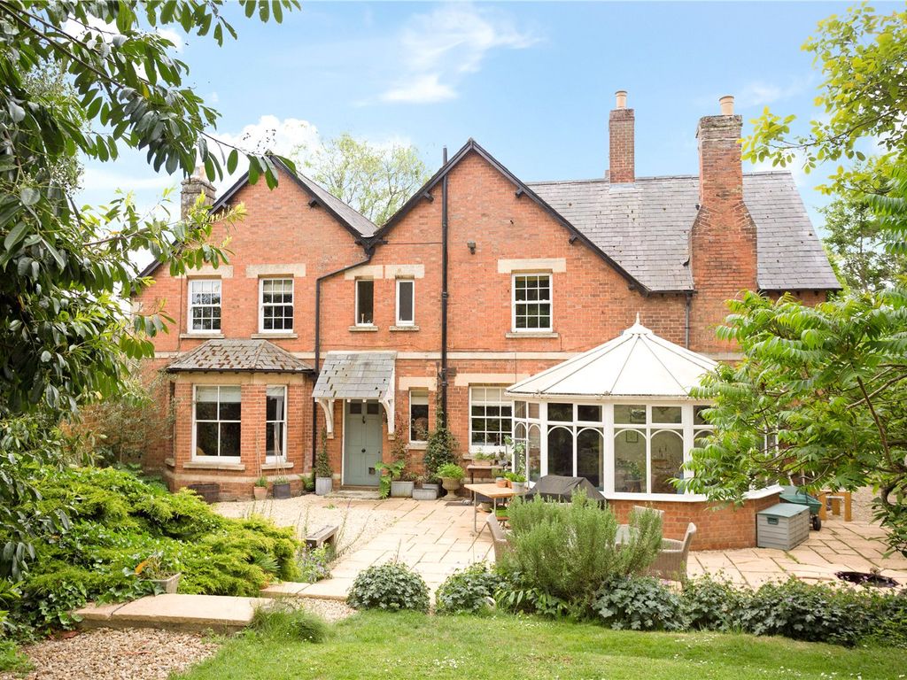 5 bed detached house for sale in Hempton Road, Deddington, Banbury, Oxfordshire OX15 Zoopla