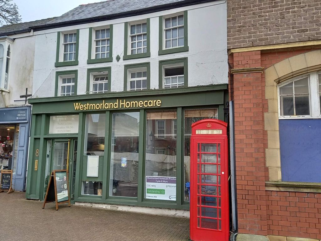 Property to let in 8 Market Place, Poulton Le Fylde FY6, £30,000 pa
