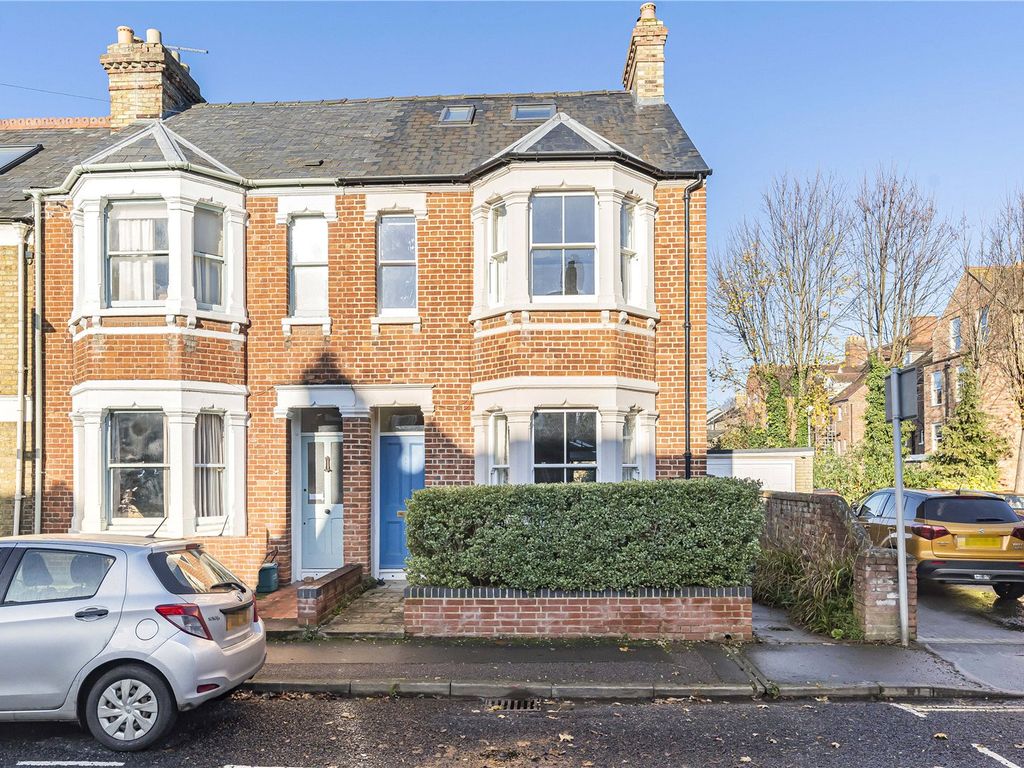 4 bed end terrace house for sale in Edith Road, Grandpont OX1, £