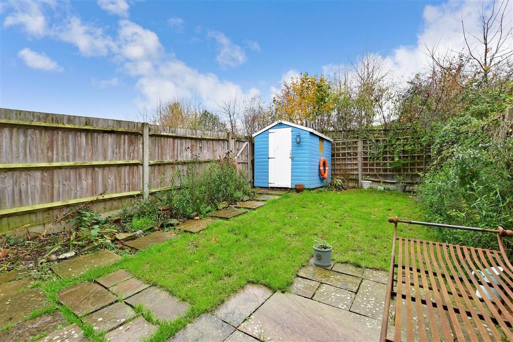 3 bed terraced house for sale in Springfield Drive, Rye, East Sussex