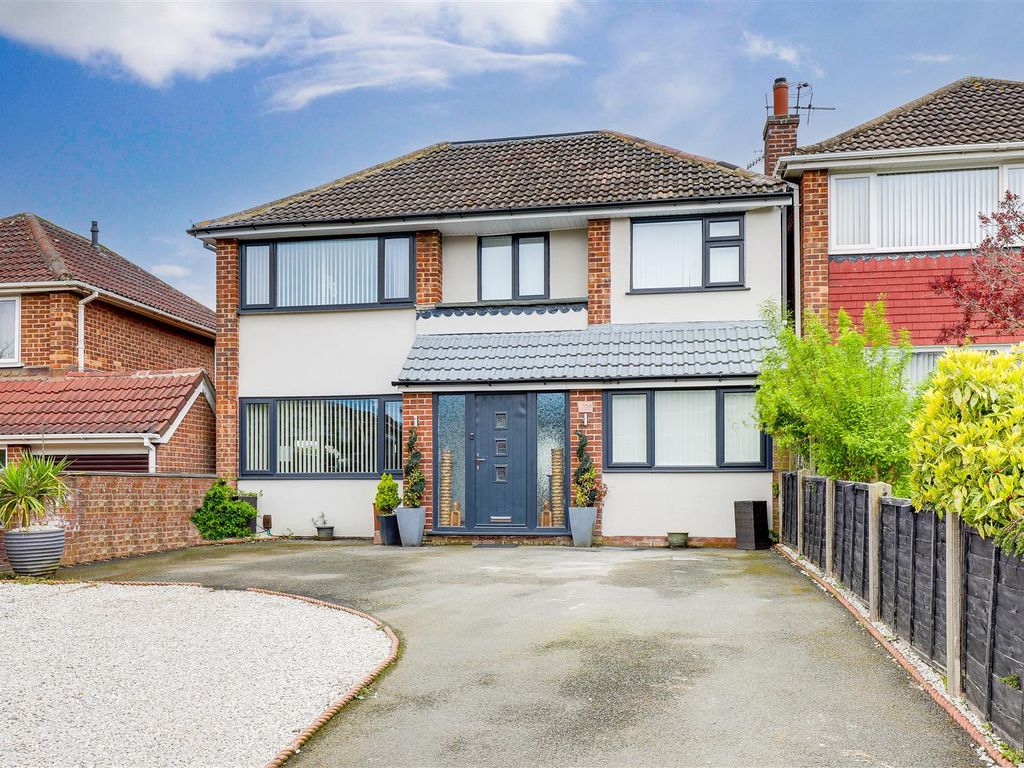 4 bed detached house for sale in Brownlow Drive, Rise Park