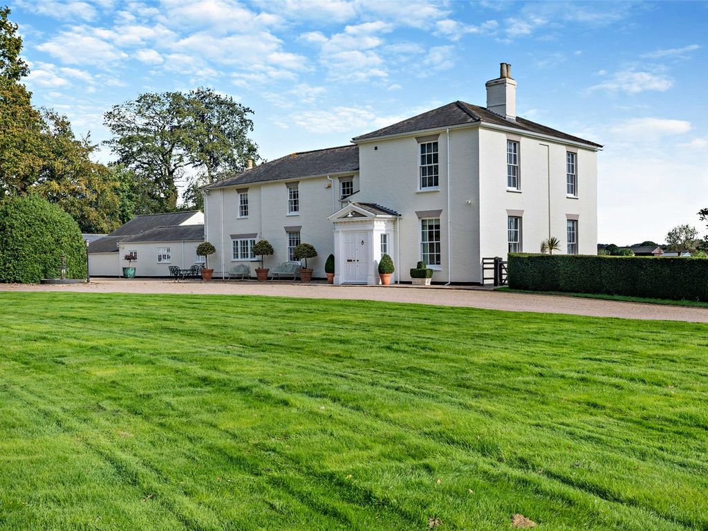 5 bed detached house for sale in Longham, Dereham, Norfolk NR19, £