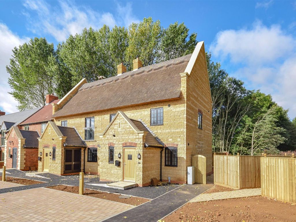 2 bed end terrace house for sale in Brampton View Cottage, Vineyard