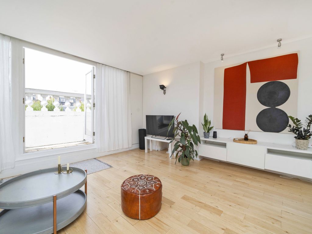 2 bed for sale in Sutherland Place, London W2, £1,950,000