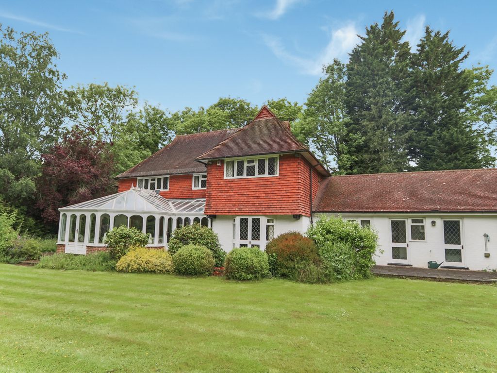 4 bed detached house for sale in Tollers Lane, Old Coulsdon CR5 Zoopla
