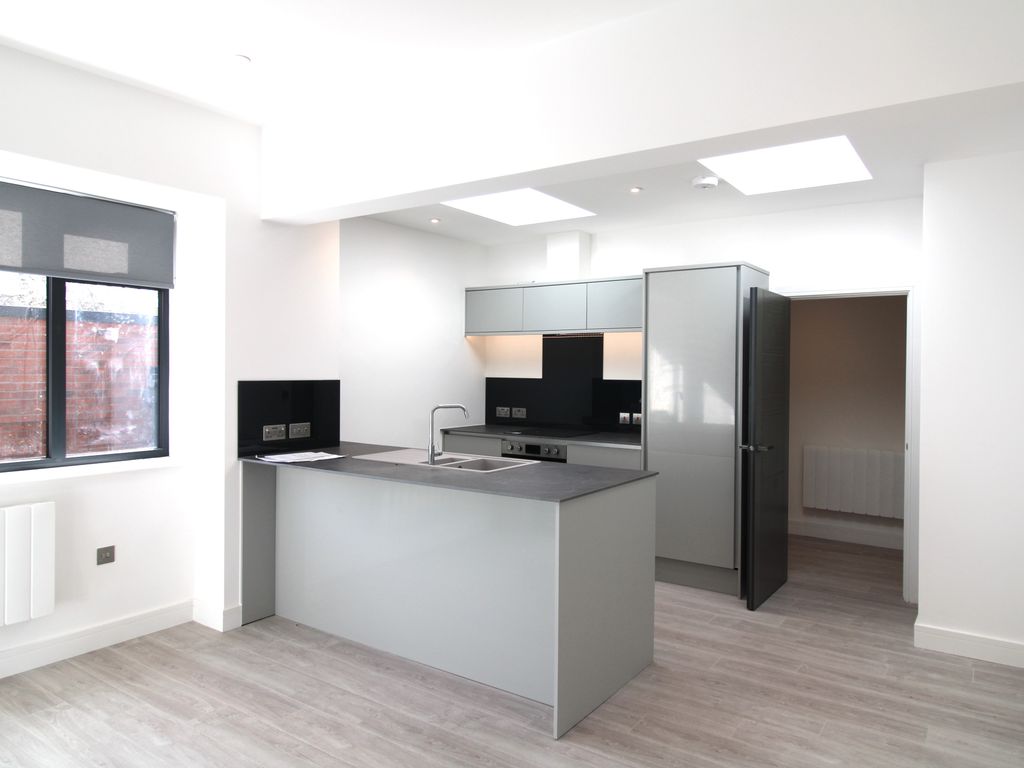 1 bed flat to rent in South Street, Off High Street, Harborne B17, £