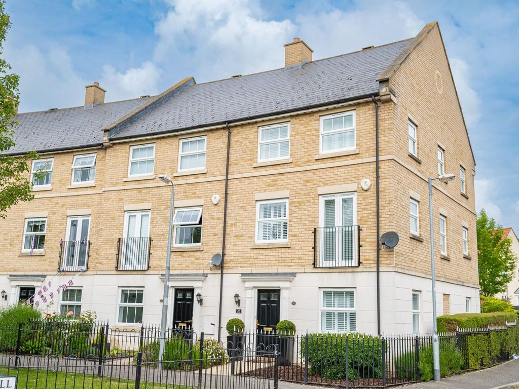 4 bed town house for sale in Matilda Way, Flitch Green, Dunmow CM6 Zoopla