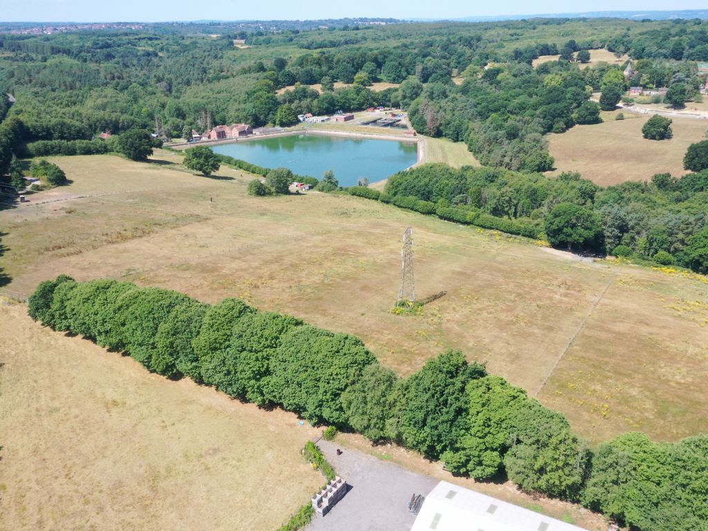 Land for sale in Maidstone Road, Tunbridge Wells TN2, £40,000 Zoopla
