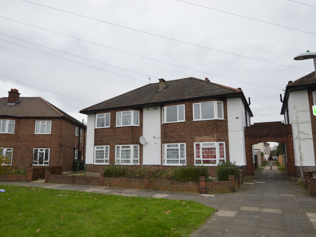 2 bed to rent in Rainham Road South, Dagenham RM10 Zoopla