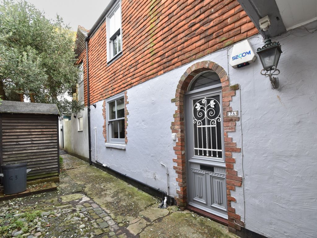 3 bed property for sale in Courthouse Street, Hastings, East Sussex