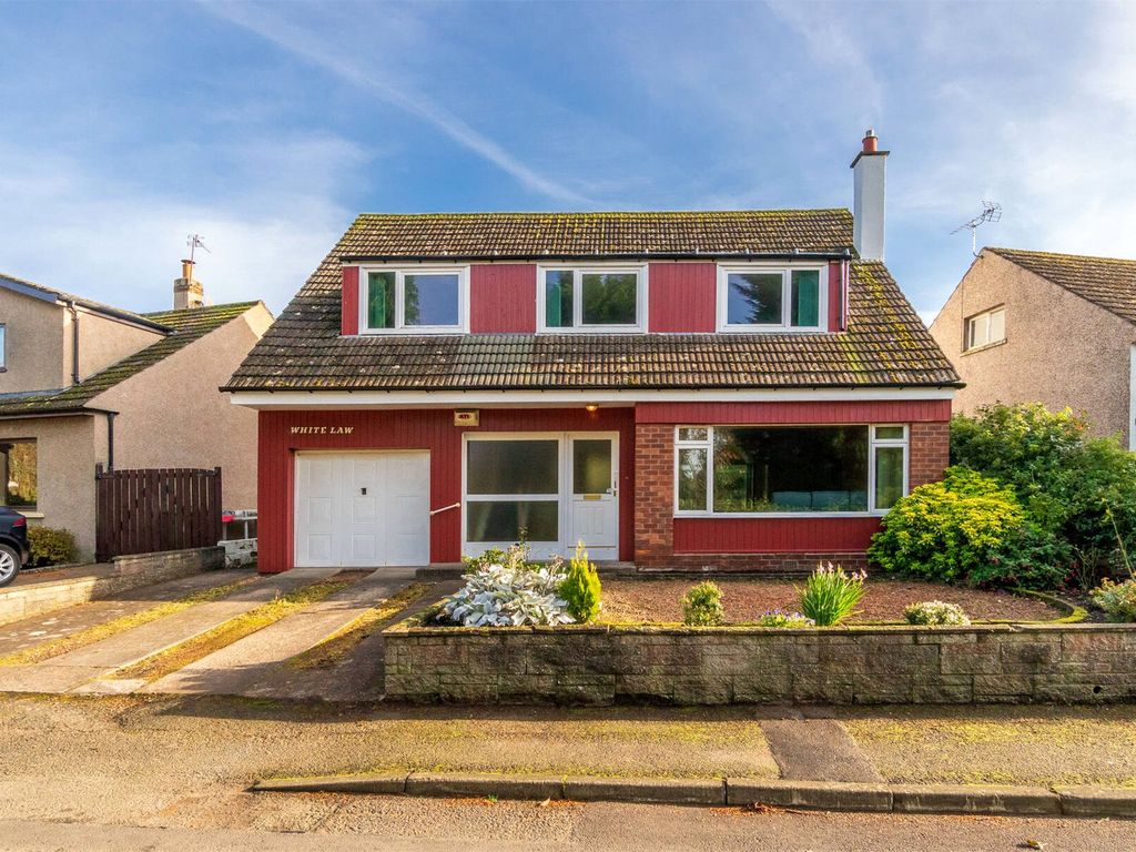 3 bed detached house for sale in White Law, The Glebe, Aberdour