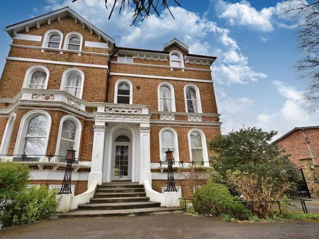 2 bed flat for sale in Bolton Road, London W4, £475,000 Zoopla