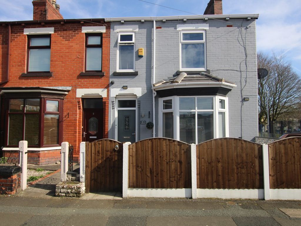 3 bed end terrace house for sale in Sankey Street, Golborne, Warrington