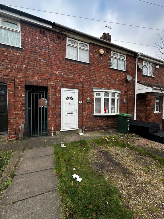 3 bed terraced house to rent in Phoenix Street, West Bromwich B70, £1,050 pcm Zoopla