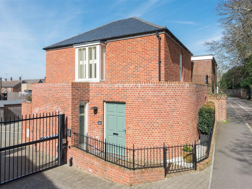 3 bed detached house for sale in The Gate House, 1A St Thomas Place