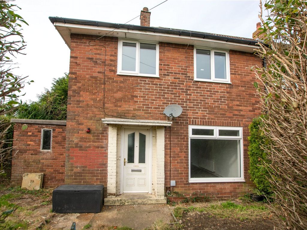 2 bed terraced house for sale in Brackenwood Drive, Leeds, West