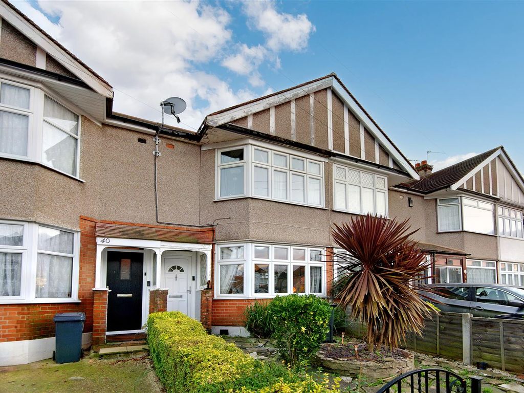 2 bed terraced house for sale in Uplands Road, Woodford Green IG8 Zoopla