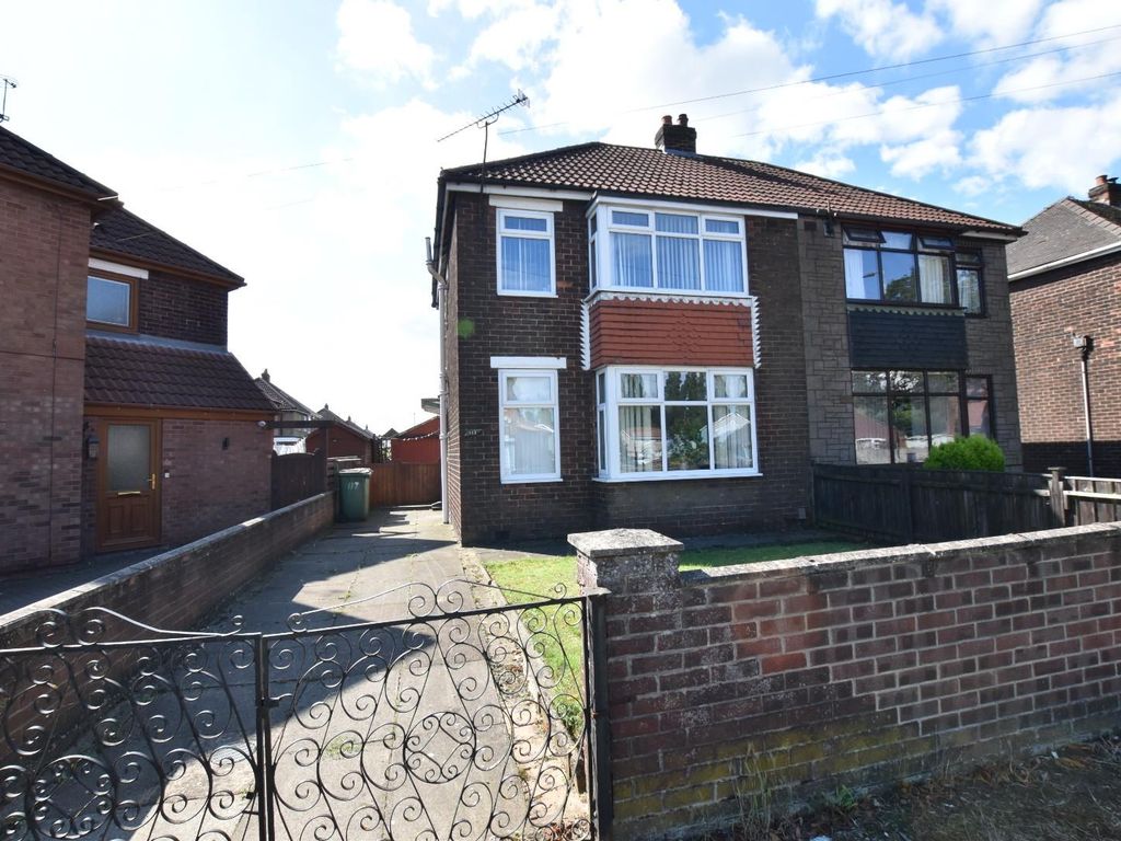 3 bed semidetached house for sale in East Common Lane, Scunthorpe DN16