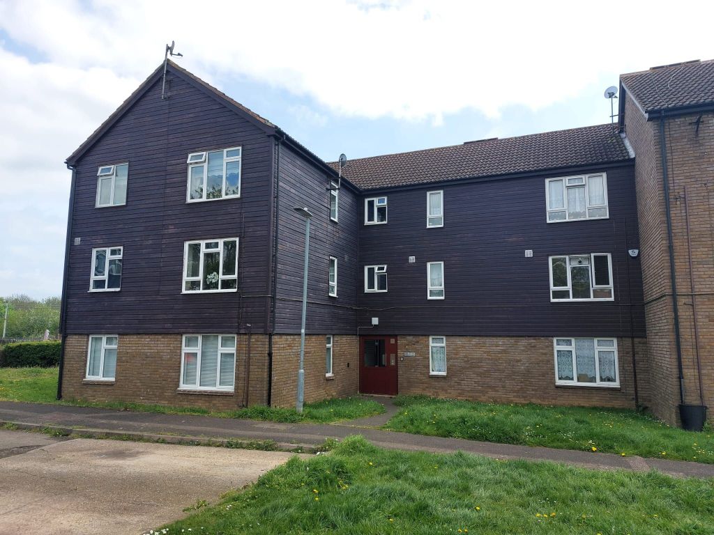 2 bed flat for sale in Landau Way, Broxbourne EN10 Zoopla