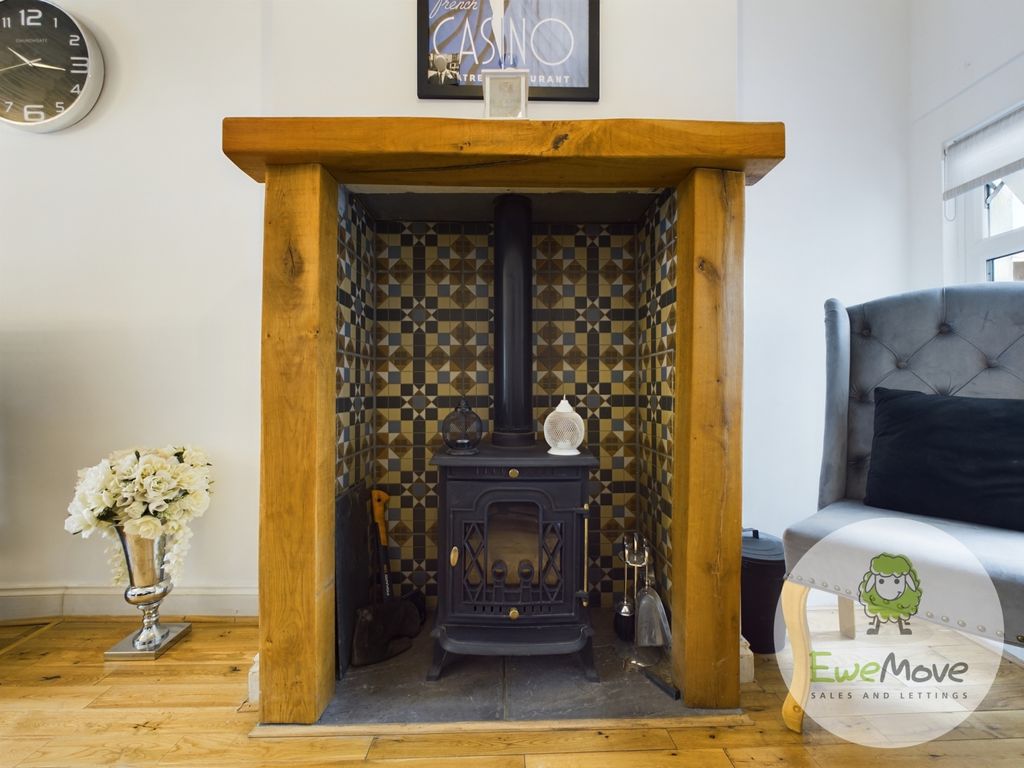 4 bed terraced house for sale in Main Road, Queenborough ME11, £270,000