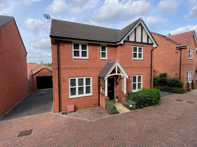Harcourt Way, Hunsbury Hill, Northampton NN4  