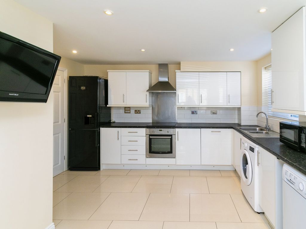 Bostock Road, Chichester PO19