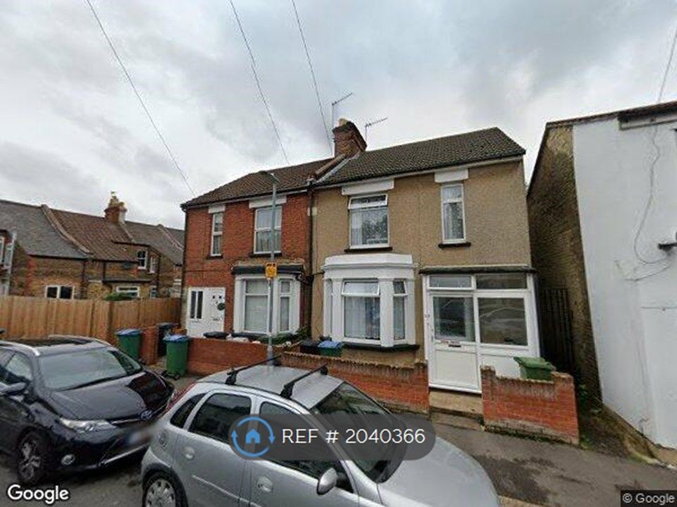 3 bed semidetached house to rent in Milton Street, Watford WD24, £